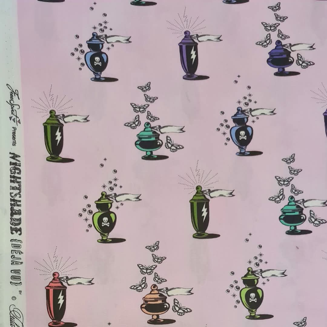 122104379516860913