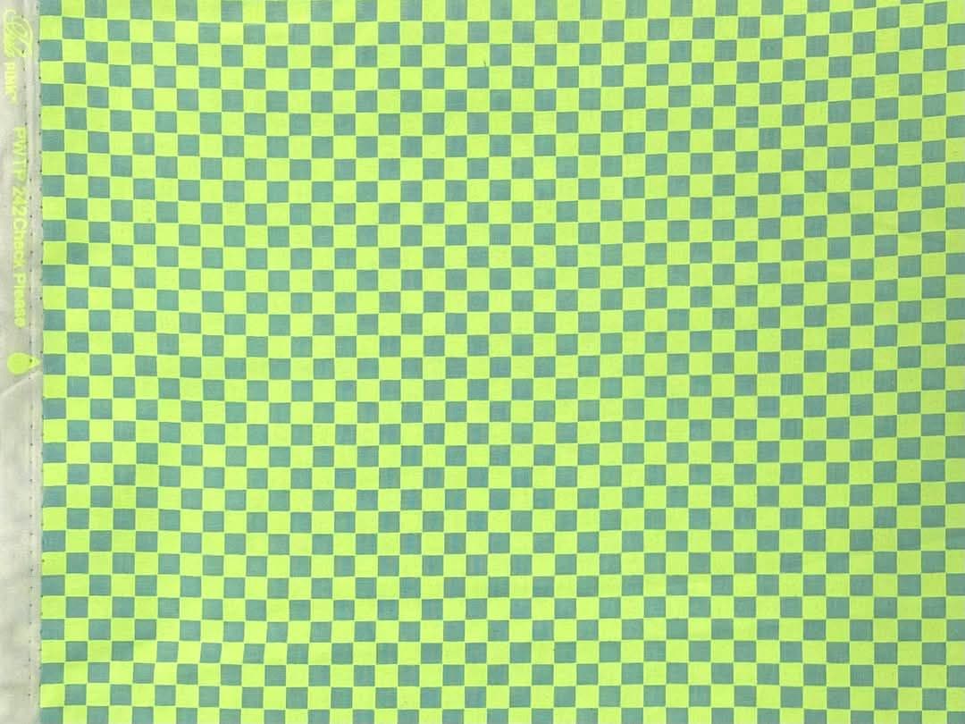 122104383176860913